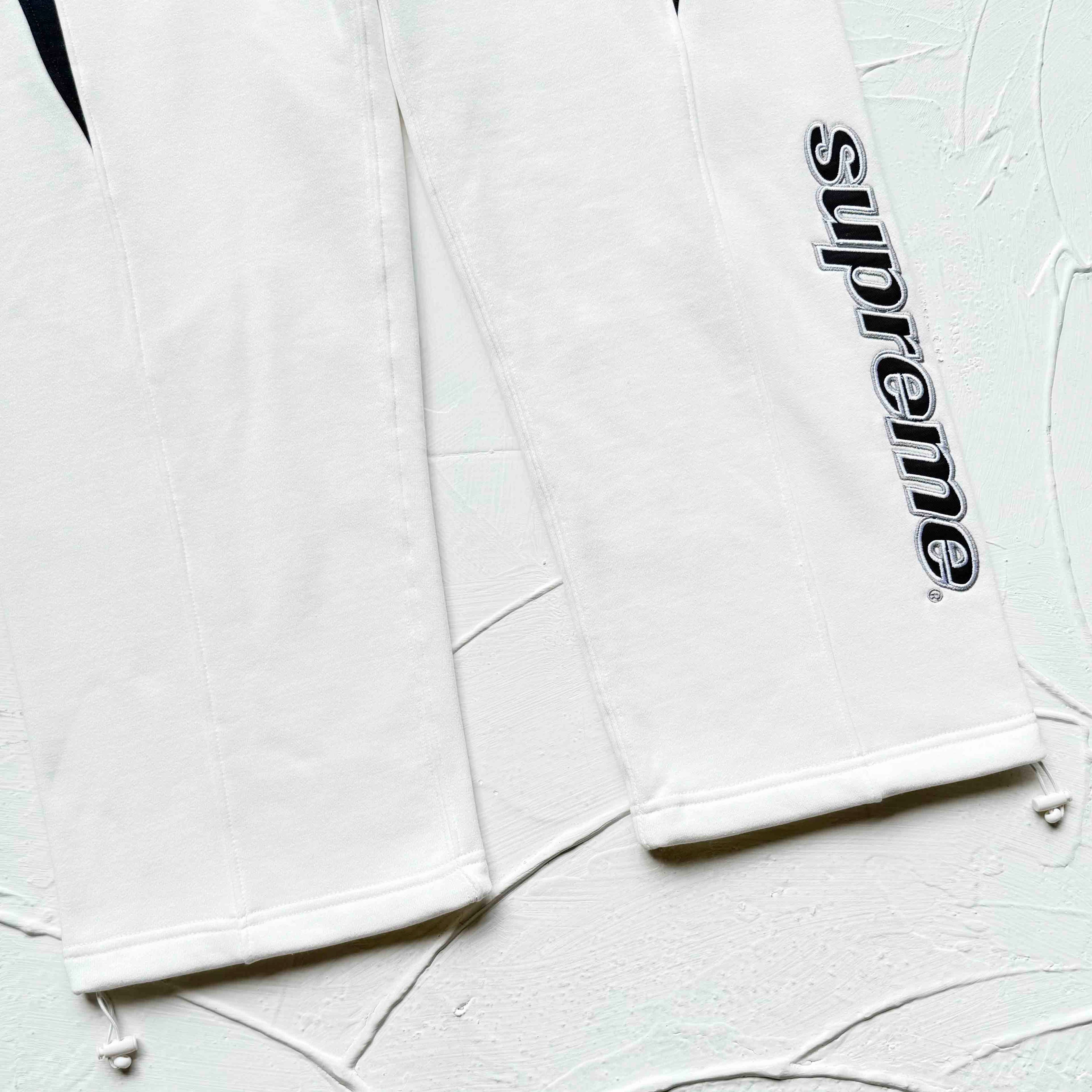 Supreme 25FW Division Sweatpant