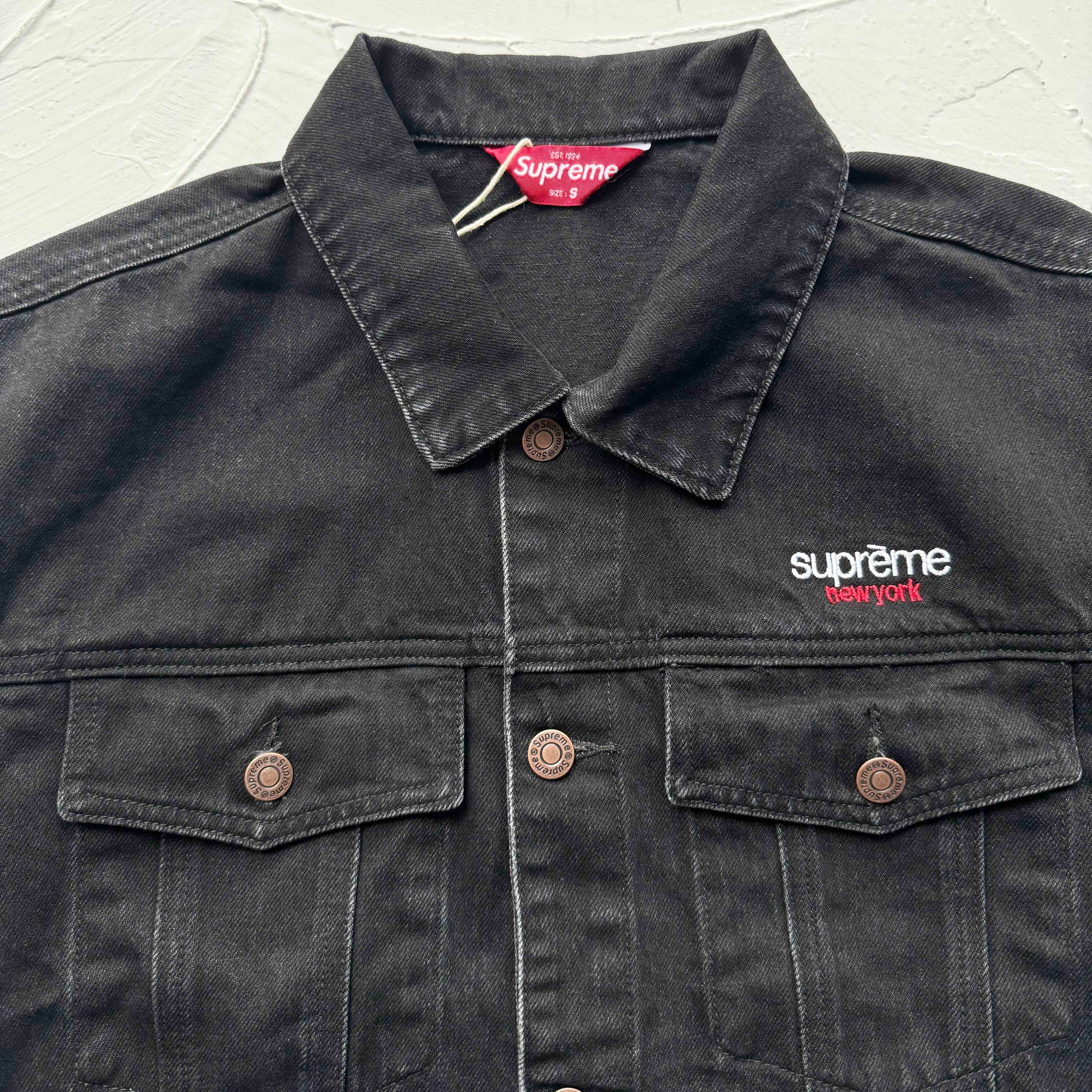 SUPREME Denim Trucker Jacket