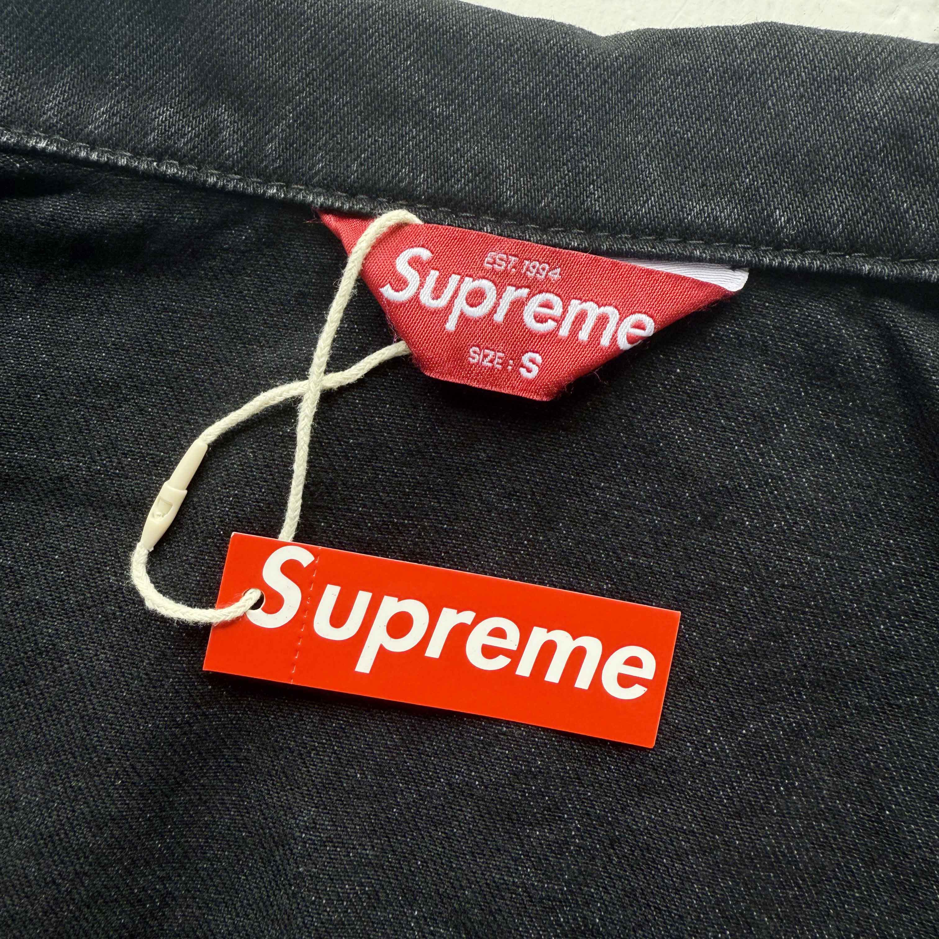 SUPREME Denim Trucker Jacket